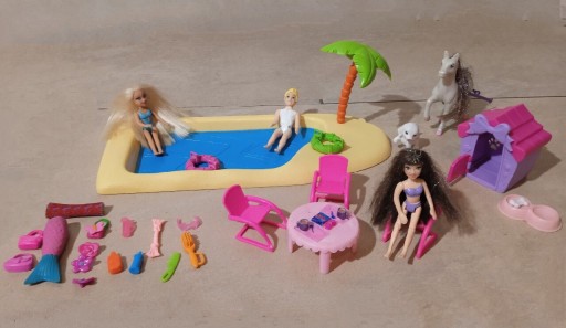 Zdjęcie oferty: polly pocket basen plaża zestaw laleczki lalki  