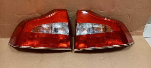 Zdjęcie oferty: VOLVO S80 lampa tylna prawa   07-12