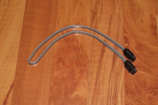 Zdjęcie oferty: Taśma kabel SATA szara prosty wtyk 45cm