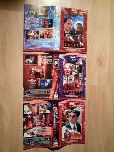 Zdjęcie oferty: OPOWIEŚCI Z KRYPTY 1995 trzy okładki po VHS