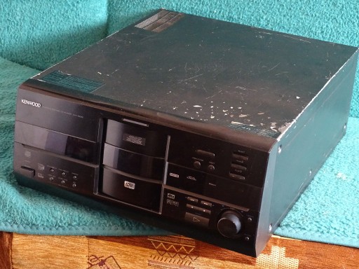 Zdjęcie oferty: KENWOOD DVF-J6050 zmieniarka 403 płyt DVD / CD / VCD Multiple Player uszko.