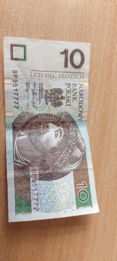 Zdjęcie oferty: Banknot o nominale 10 zł z numerem BP9517777