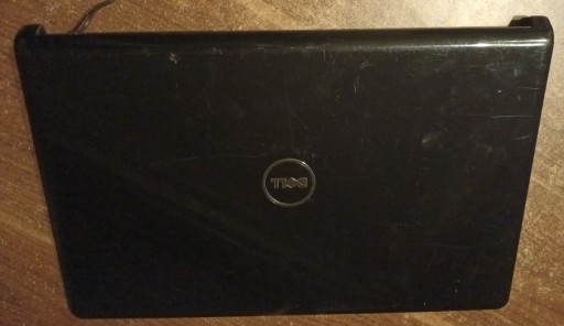 Zdjęcie oferty: Dell Inspiron 1764 - klapa matrycy z ramką