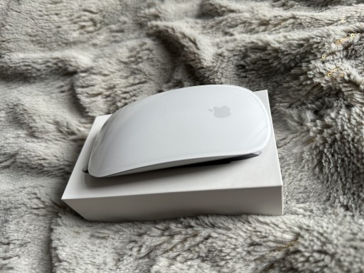 Zdjęcie oferty: Myszka apple magic mouse A1657 jak nowa