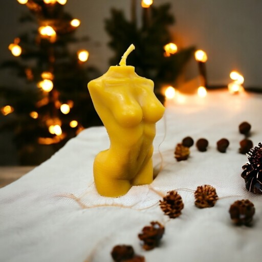 Zdjęcie oferty: Świeca świeczka woskowa z wosku pszczelego kobieta