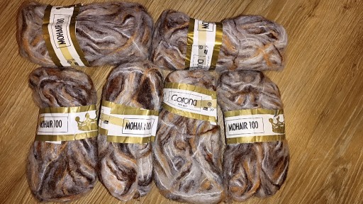 Zdjęcie oferty: Włóczki Corona,mohair100% akryl.