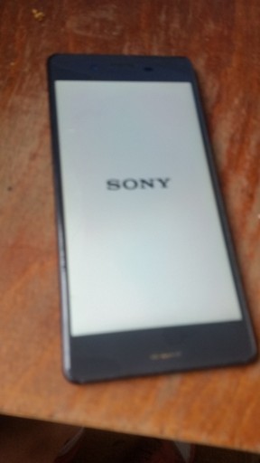 Zdjęcie oferty: Mam na sprzedaż telefon Sony xperia x 