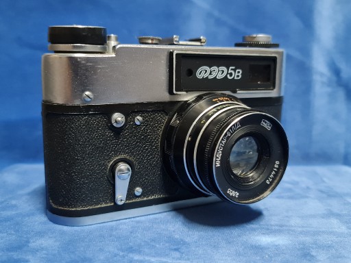 Zdjęcie oferty: Stary Radziecki aparat fotograficzny FED 5B