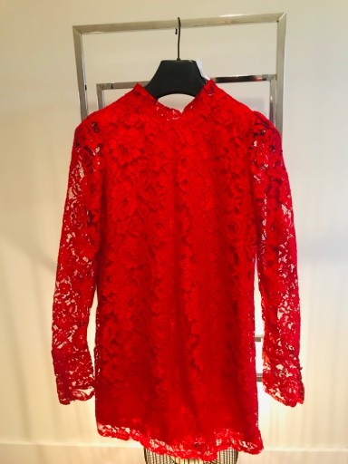 Zdjęcie oferty: Sukienka koronkowa czerwona Sinsay 