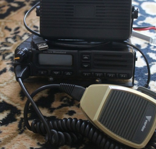 Zdjęcie oferty: Radiotelefon VHF Vertex VX-2500