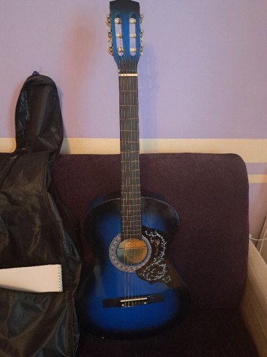 Zdjęcie oferty: Gitara 3/4 dla początkujących 