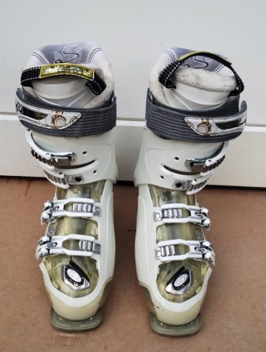 Zdjęcie oferty: Buty narciarskie Salomon DIVINE 5