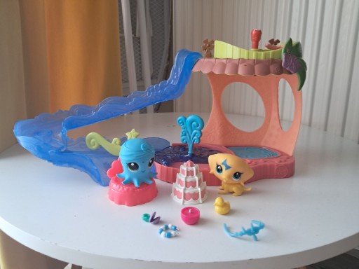 Zdjęcie oferty: Zjeżdżalnia Littlest Pet Shop LPS zestaw
