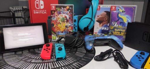 Zdjęcie oferty: Nintendo switch cały zestaw + 3 gry