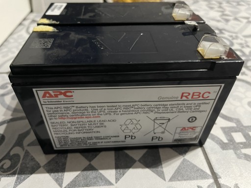 Zdjęcie oferty: APC bateria do SMART UPS 750 podwójna oryginalna