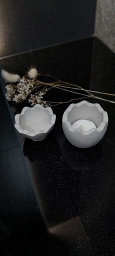 Zdjęcie oferty: Jajko wielkanocne świecznik z betonu MR handmade