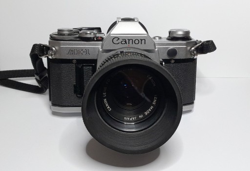 Zdjęcie oferty: Canon AE-1 + Canon Lens 50mm/f1,8 FD