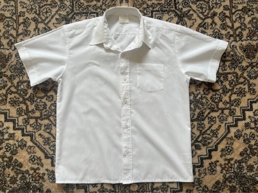 Zdjęcie oferty: Biała chłopięca koszula z drugim rękawem