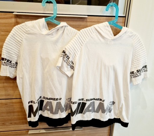 Zdjęcie oferty: Dwa t-shirty dwie bluzki białe z kapturem 146 152
