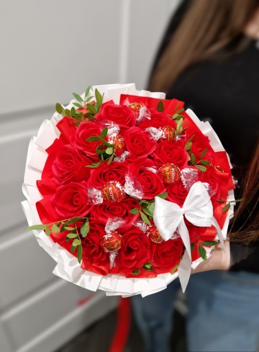 Zdjęcie oferty: Bukiet z różami mydlanymi, prezent na walentynki