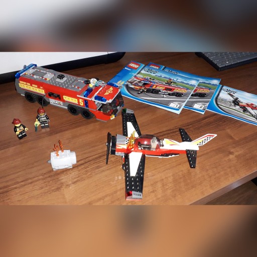 Zdjęcie oferty: Lego 60061 lotiniskowy wóz strażacki+GRATISsamolot