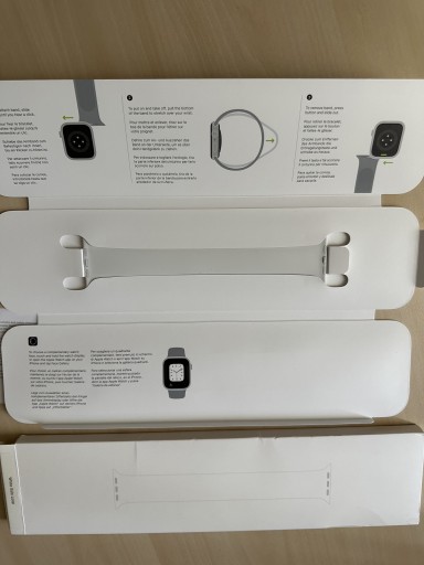 Zdjęcie oferty: Pasek biały Solo Loop 10 Apple Watch 45 / 44 / 42