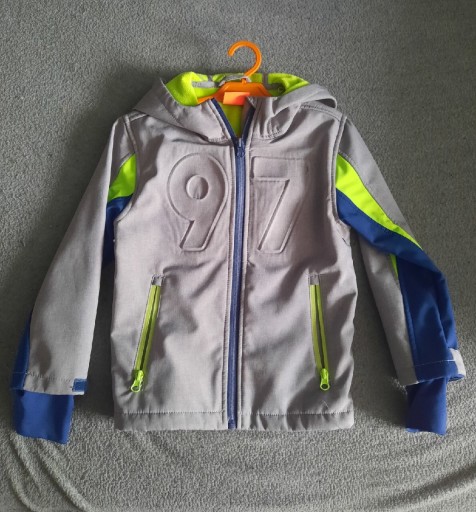 Zdjęcie oferty: Kurtka softshell Cool Club rozm 110