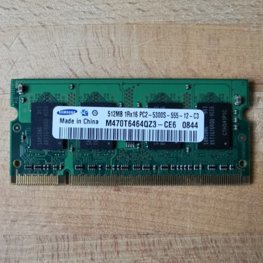 Zdjęcie oferty: Moduł pamięci RAM 512MB PC-2 5300S SO-DIMM