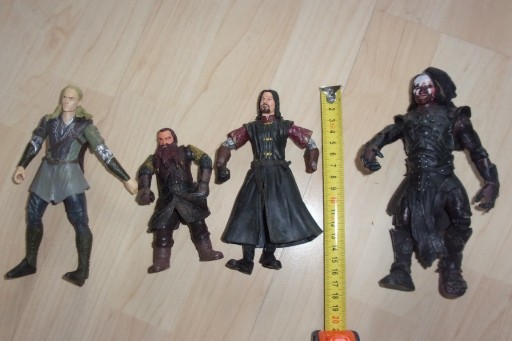 Zdjęcie oferty: władca pierścieni figurki legolas orc uruk-hai 