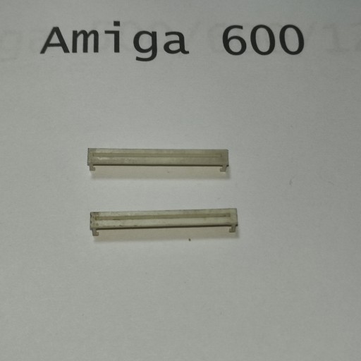Zdjęcie oferty: Amiga 600 - Zatrzask klawiatury