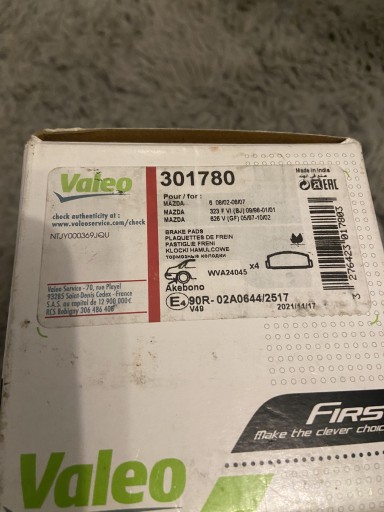 Zdjęcie oferty: Klocki hamulcowe tył Valeo Mazda 6 Mazda 323, 626