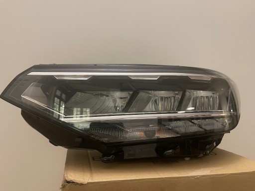 Zdjęcie oferty: Volkswagen Passat lampa przednia lewa