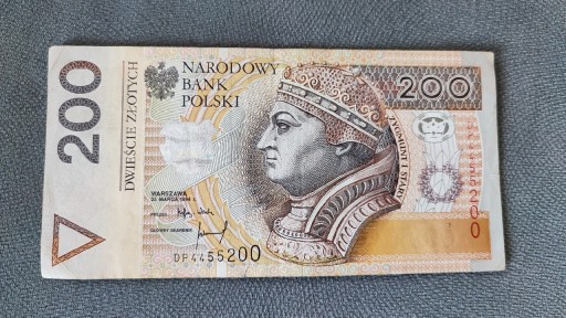 Zdjęcie oferty: Banknot 200 zł seria DP4455200
