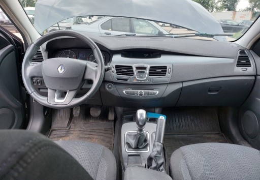 Zdjęcie oferty: Deska rozdzielcza kokpit Renault Laguna 3 III  HB