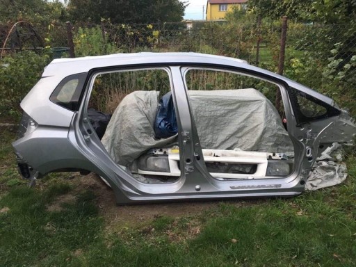 Zdjęcie oferty: Honda Jazz 15-20 Tylni błotnik prawy 