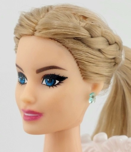 Zdjęcie oferty: Kolczyki dla lalek Barbie "żelowe misie"niebieskie