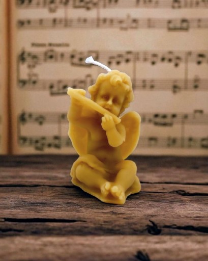 Zdjęcie oferty: Świeca z naturalnego wosku pszczelego Aniołek z fletem Zielony Świecownik