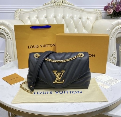 Zdjęcie oferty: Czarna torebka firmy Louis Vuitton
