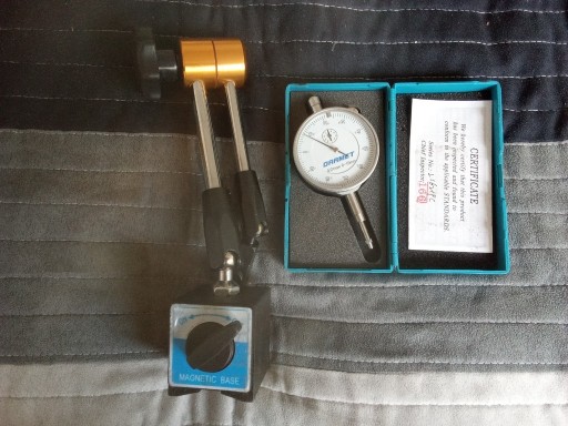 Zdjęcie oferty: Czujnik zegarowy Darmet + statyw magnetyczny