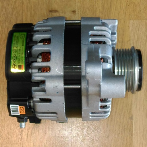 Zdjęcie oferty: Alternator 37300-04950 8400383 jak nowy Kia Ceed