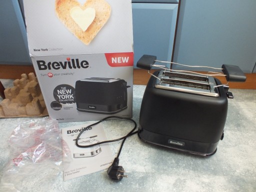 Zdjęcie oferty: toster BREVILLE New York VTT946X ruszt czarny,podświetlenie USZKODZONY