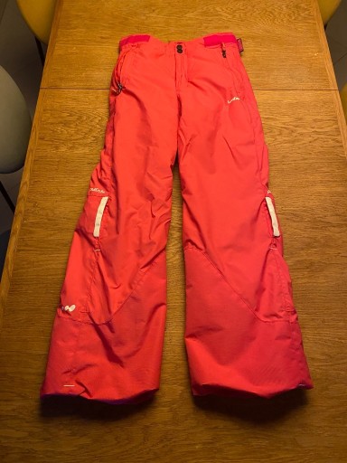 Zdjęcie oferty: Spodnie narciarskie 140 cm