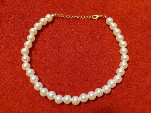 Zdjęcie oferty: Białe perły - naszyjnik ze sztucznych pereł
