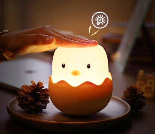 Zdjęcie oferty: Lampka dziecięca LED kurczak w jajku