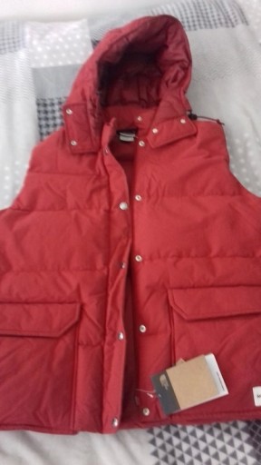 Zdjęcie oferty: Bezrękawnik damski The North Face XL cardinal red