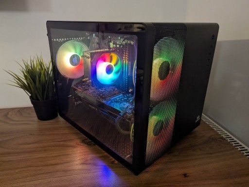 Zdjęcie oferty: Komputer do Gier I5 8400 GTX 1070 8GB SSD RAM DDR4 16GB CUBE