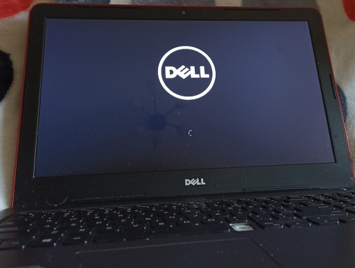 Zdjęcie oferty: Laptop Dell Inspiron 15/5000 