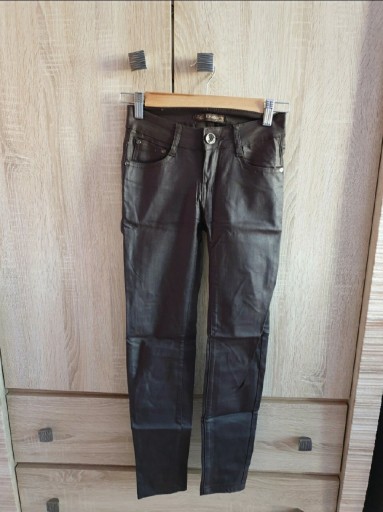 Zdjęcie oferty: damskie brązowe spodnie rozmiar XS