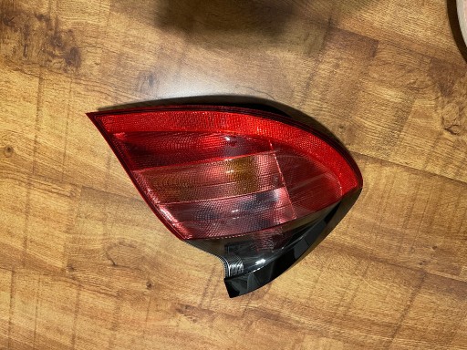 Zdjęcie oferty: Lampa tylna lewa Mercedes Csport W203, nowa 