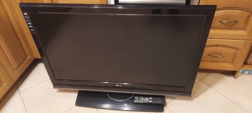 Zdjęcie oferty: Telewizor 42" LG 42LC42